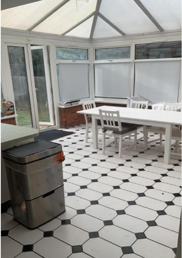Affittacamere Wandsworth, South Deluxe King 1
